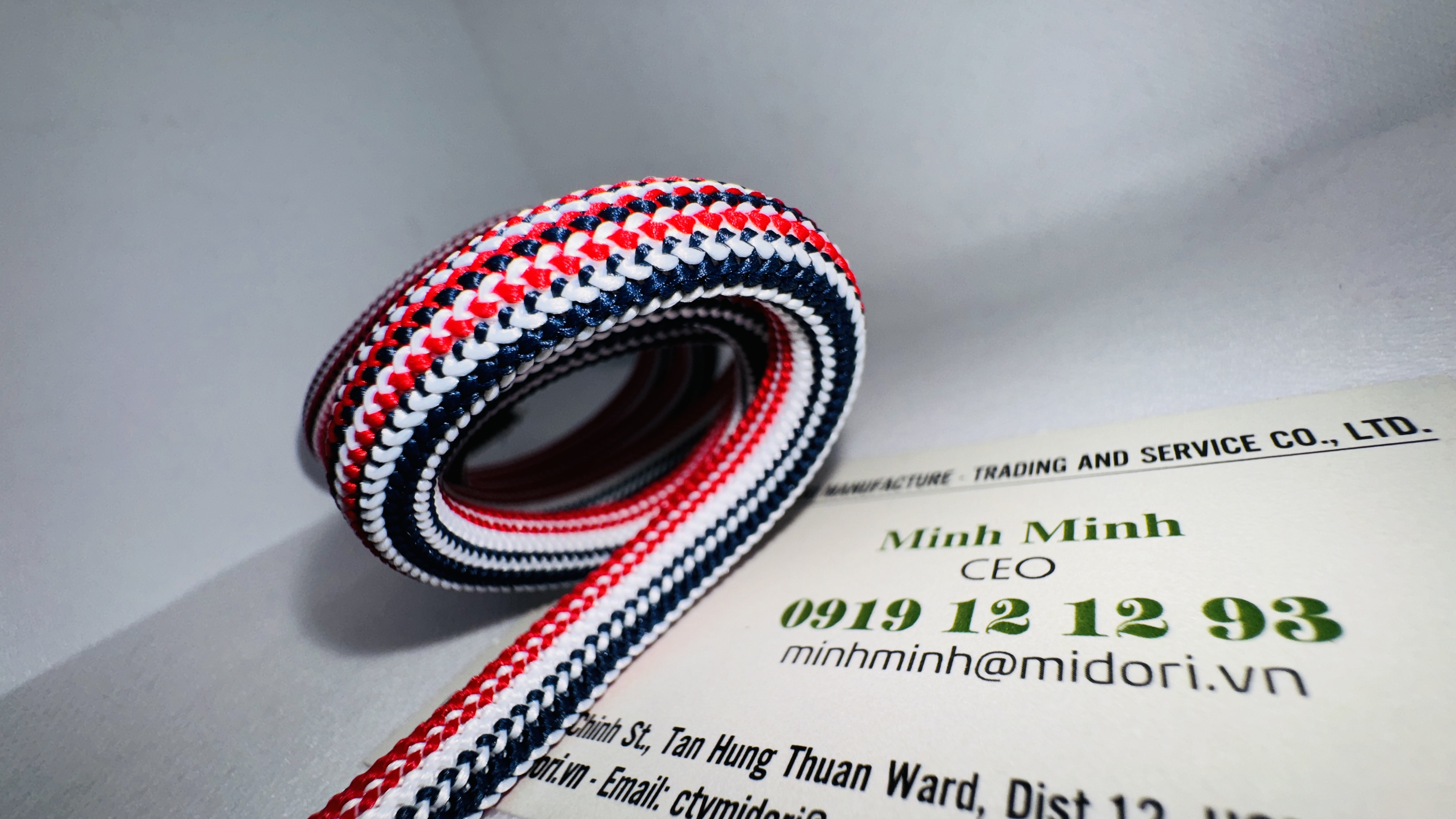 Dây dù đan ghế mix màu chống nắng