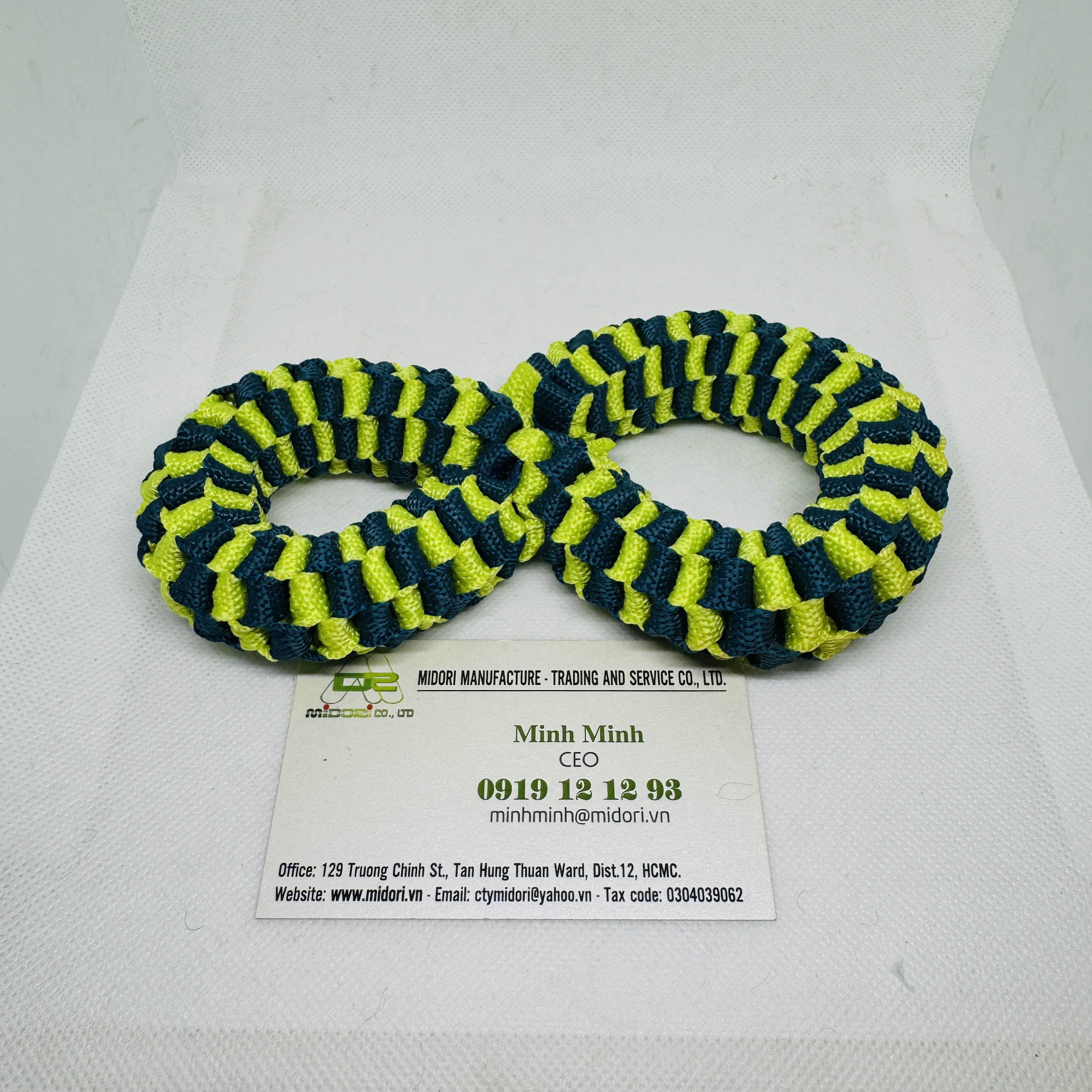 , đồ chơi đan bằng dây